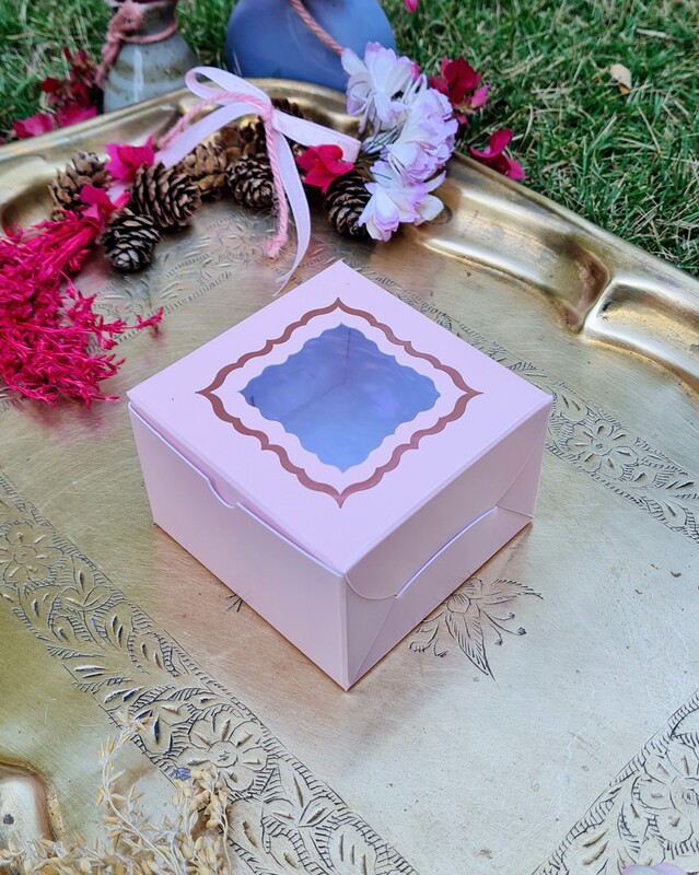 Box Bazaar 3x3x2 single brownie box with oil-resistant inner lamination Box Bazaar 3x3x2 single brownie box with oil-resistant inner lamination