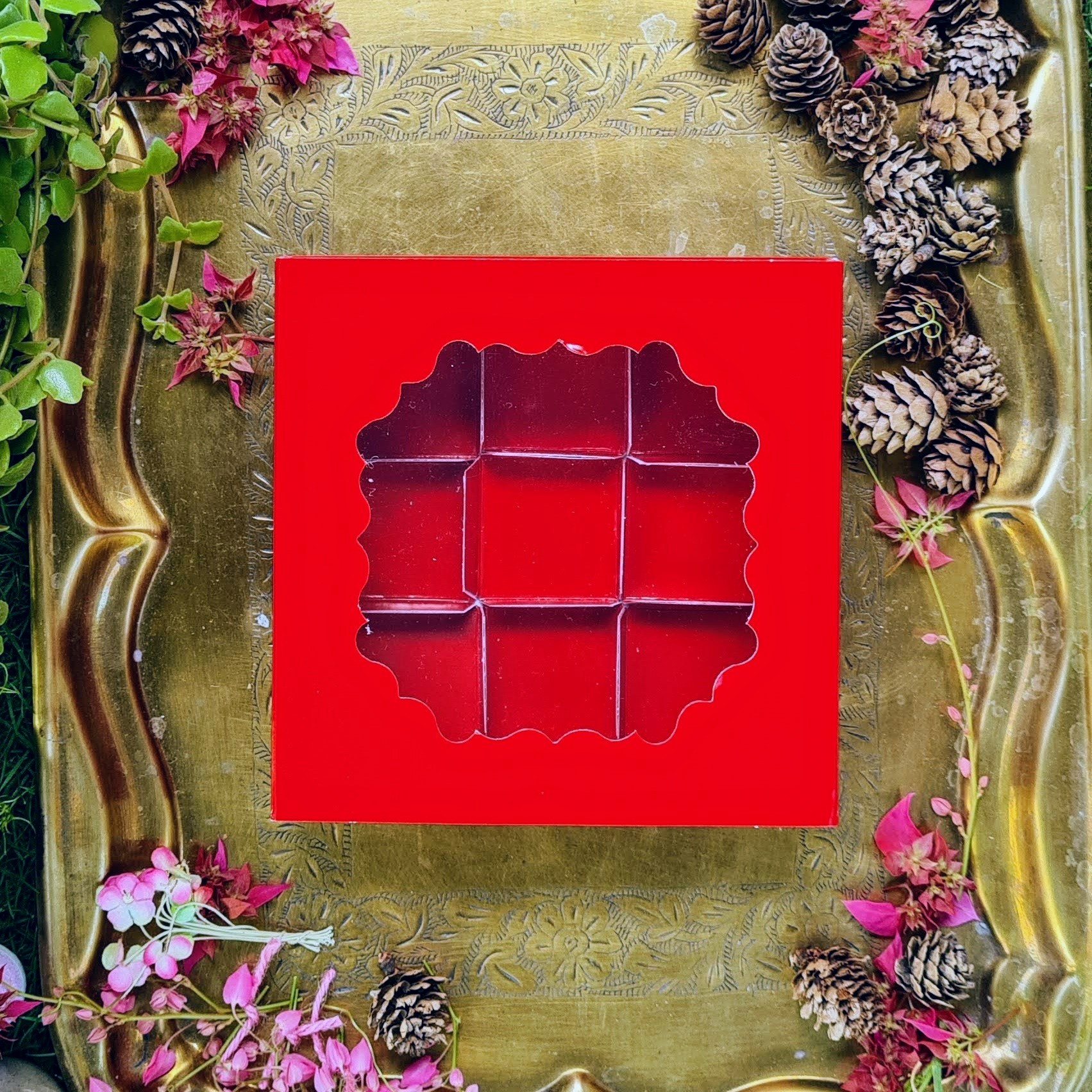 9-Cavity Red (Window) 9-Cavity Red (Window)