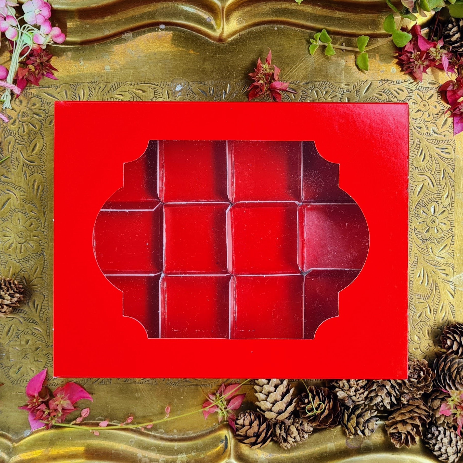 12-Cavity Red (Window) 12-Cavity Red (Window)
