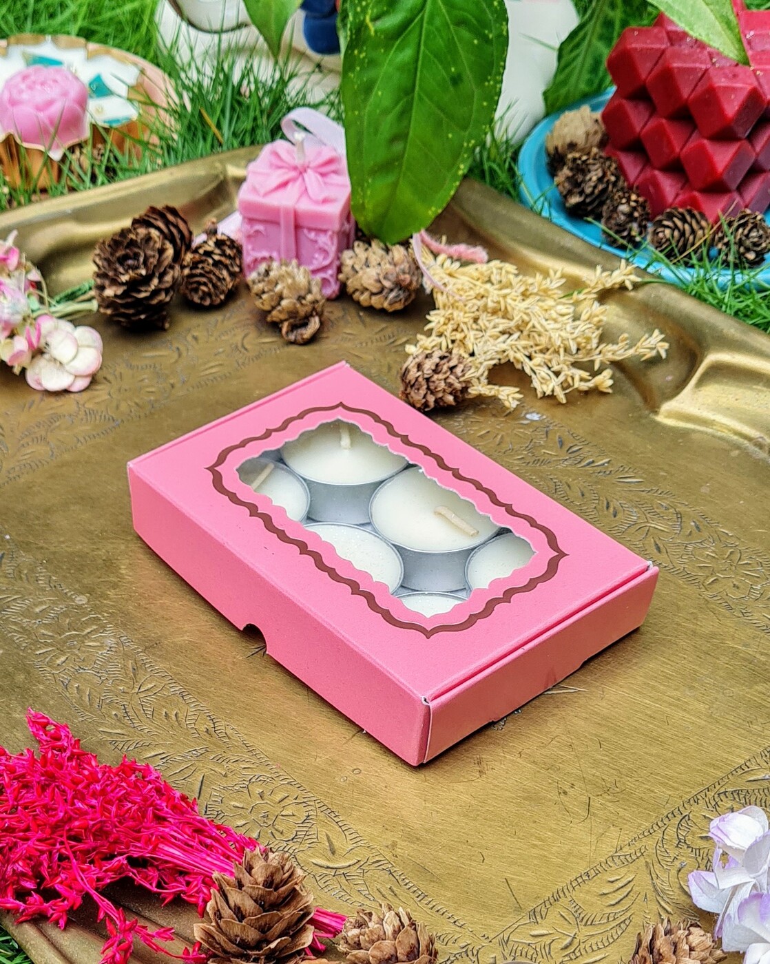 6 Tealights Dark Pink (Foil Print) 6 Tealights Dark Pink (Foil Print)