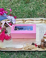 premium-fuchsia-window-box-for-2-brownies-india