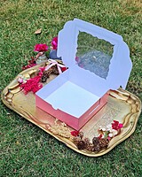 vibrant-pink-hamper-packaging-manufacturer-gujarat